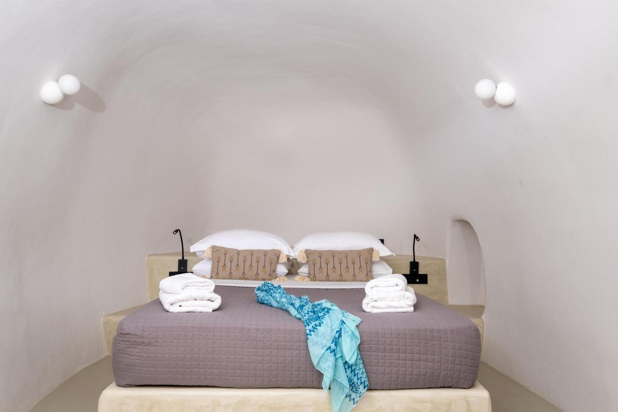 Santoroia Luxury Suites By Caldera Houses 外观 照片